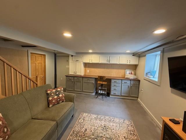 Family room w/built-in's