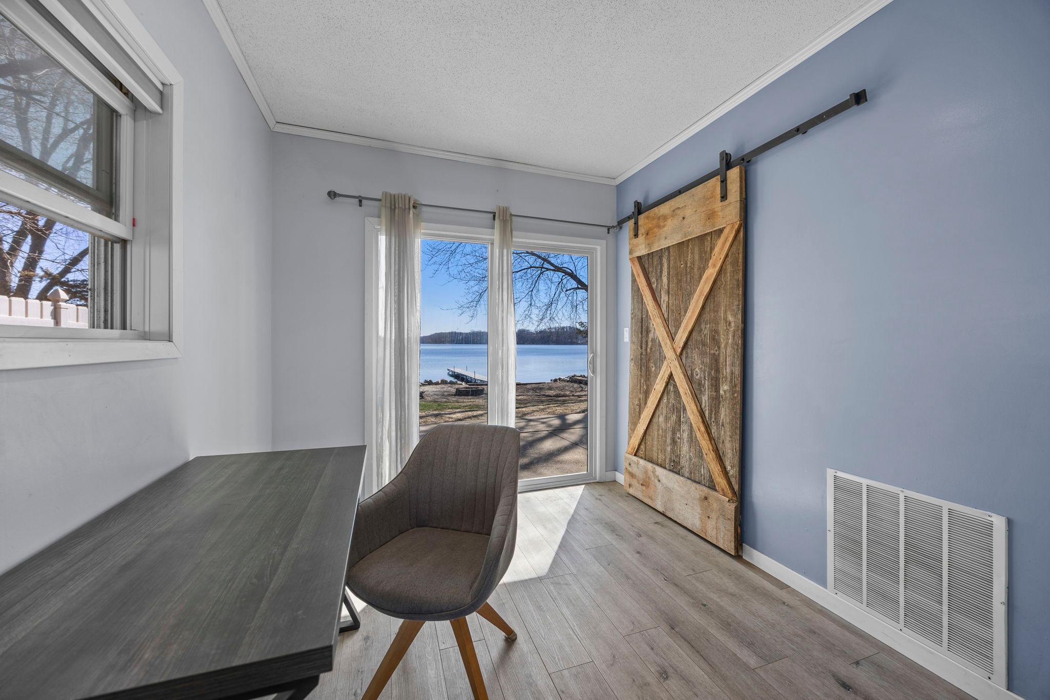 27-web-or-mls-49097 Sportsmans Ln-250.jpg