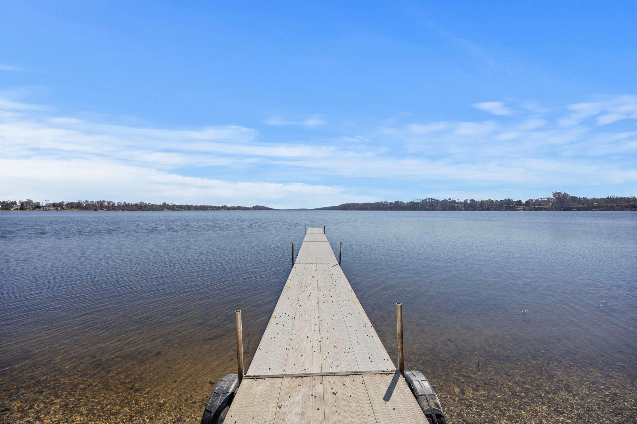 61-web-or-mls-49097 Sportsmans Ln-104.jpg