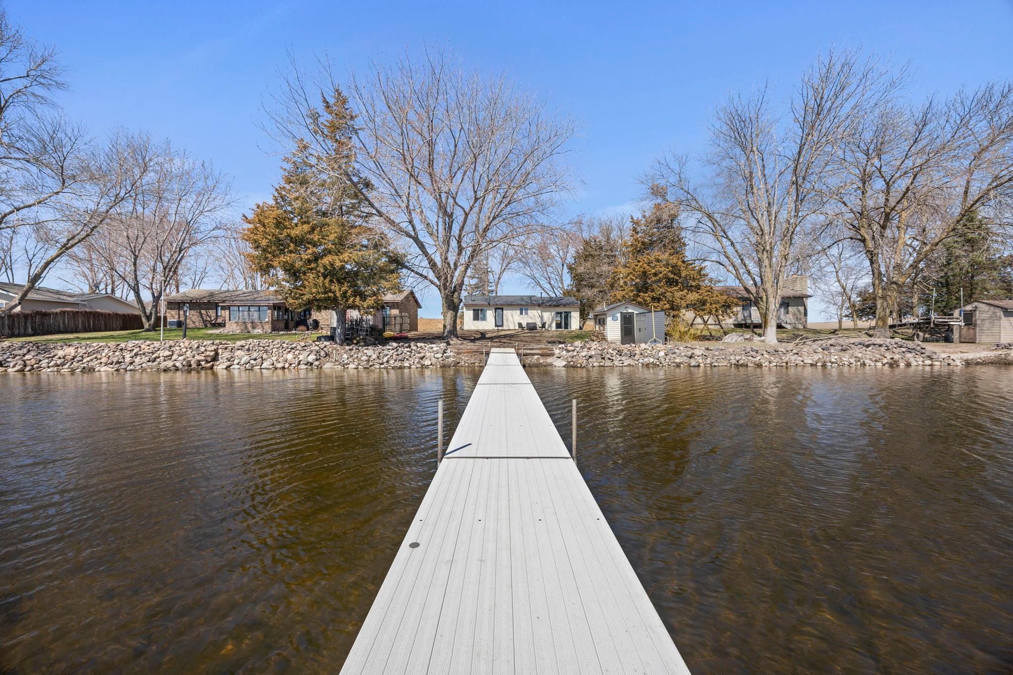 63-web-or-mls-49097 Sportsmans Ln-114.jpg