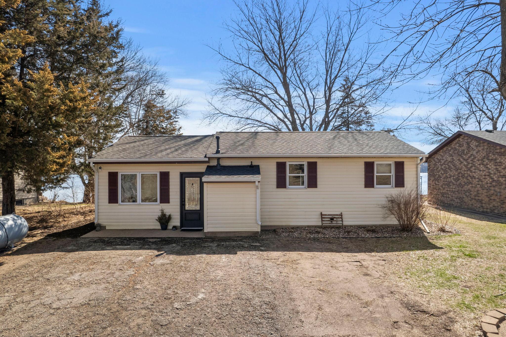 9-web-or-mls-49097 Sportsmans Ln-263.jpg