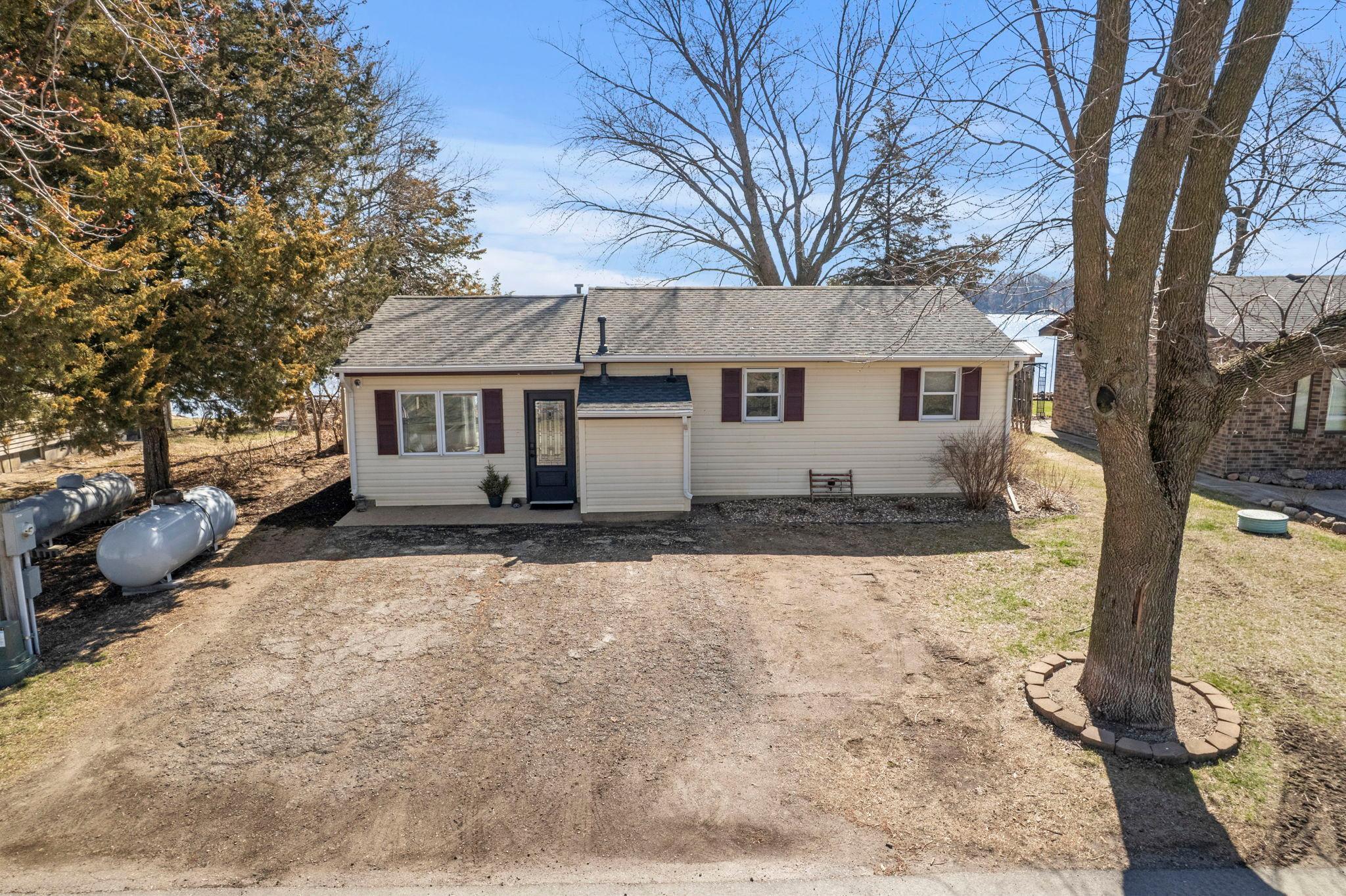 12-web-or-mls-49097 Sportsmans Ln-272.jpg