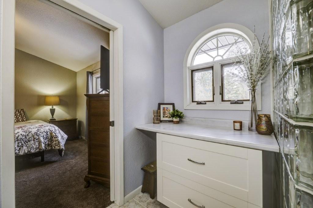 extra cabinets added to the primary bath.jpg