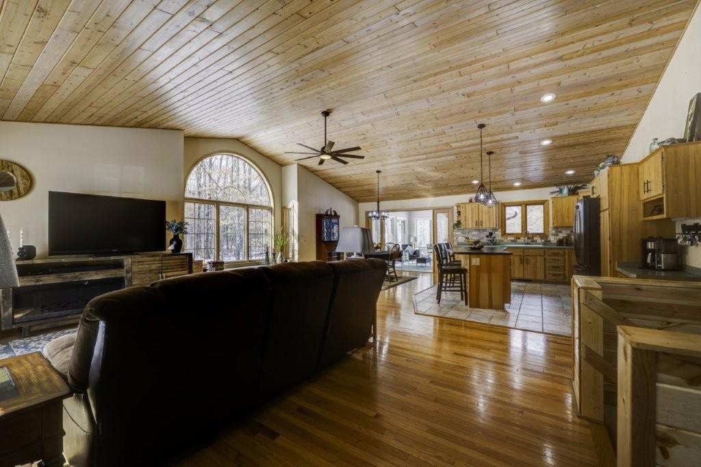 custom wood vaulted season.jpg