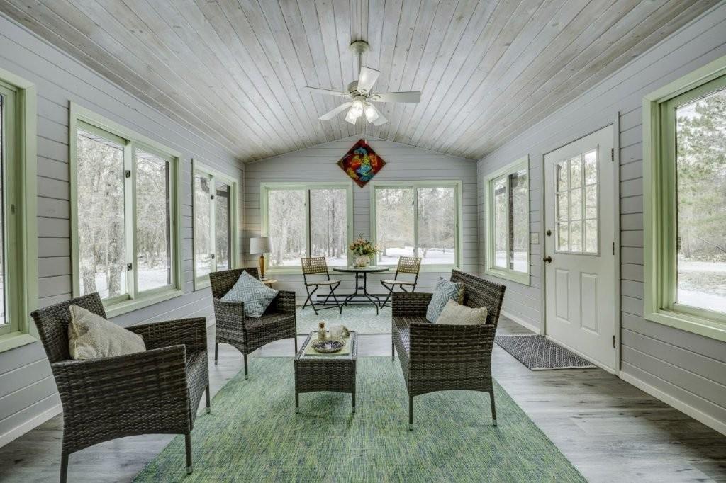 heated 4 season sunroom.jpg