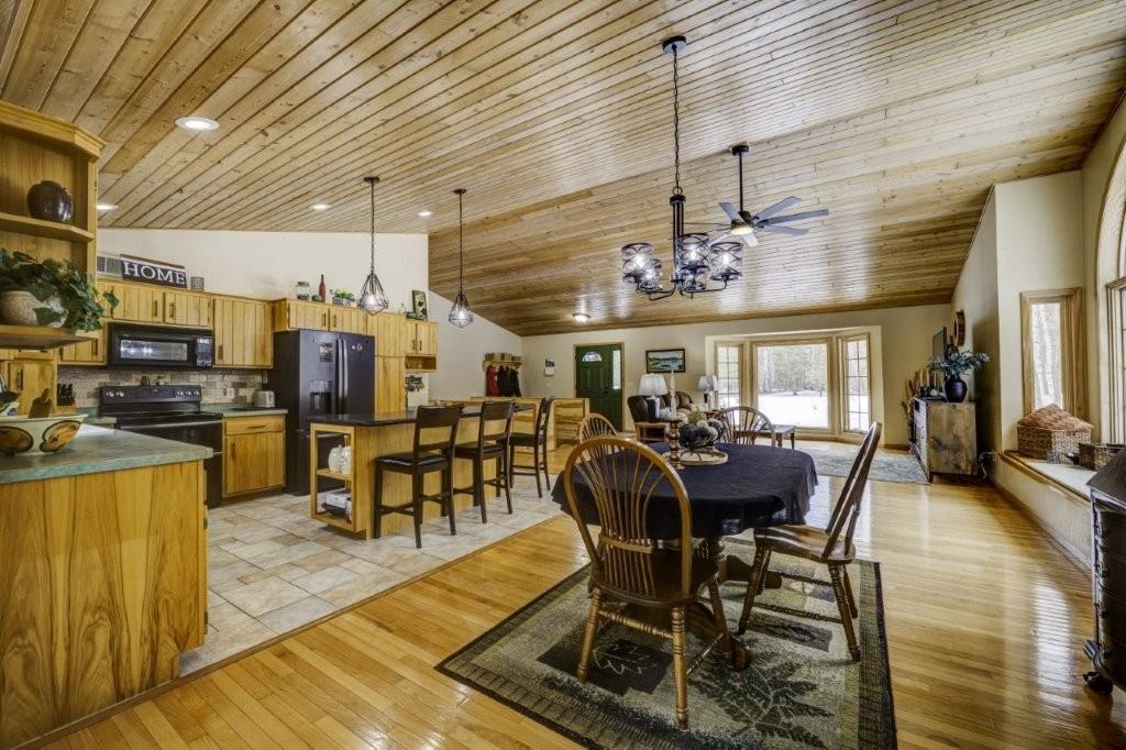 room to entertain.jpg