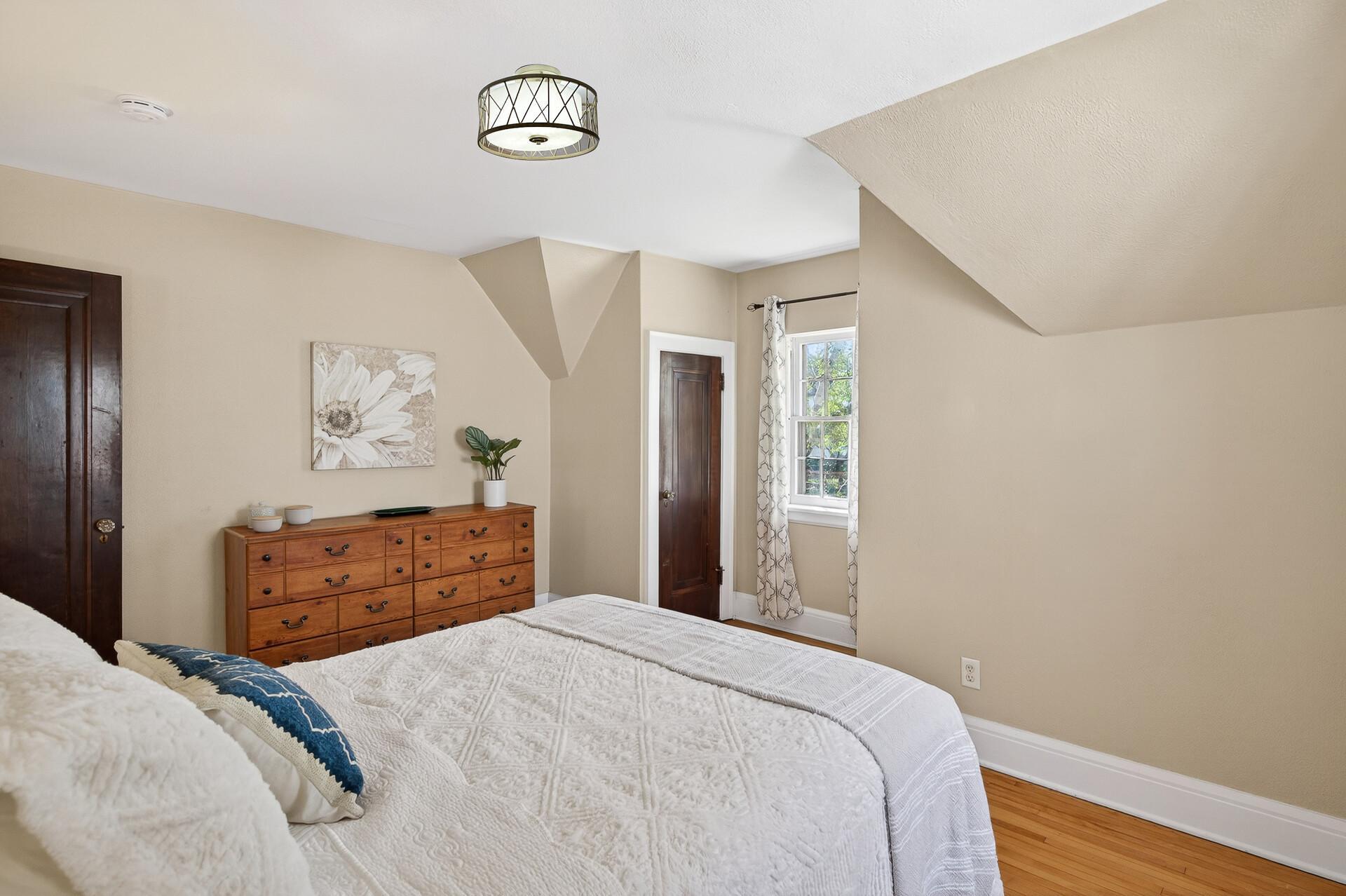 27_Saint4 (1)_mls.jpg