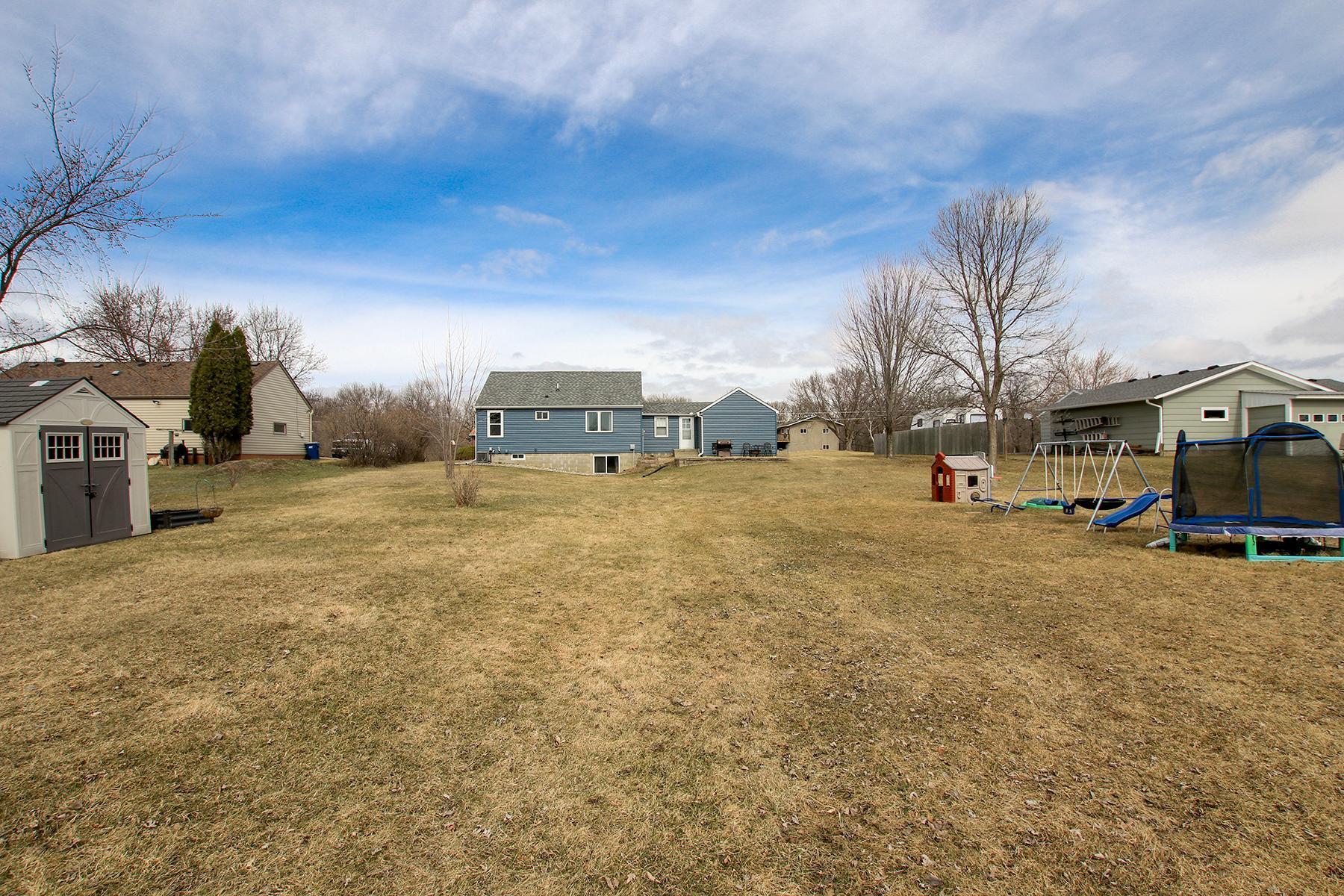 Look at that blue - it makes a statement!