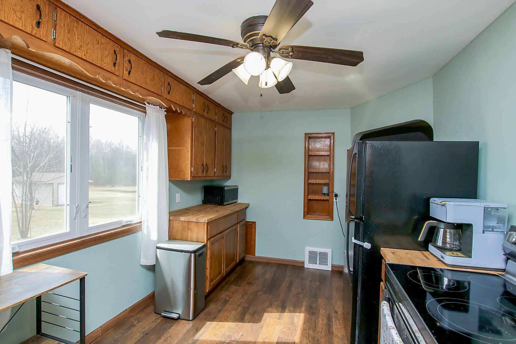 Natural sunlight fills your eat-in seating space