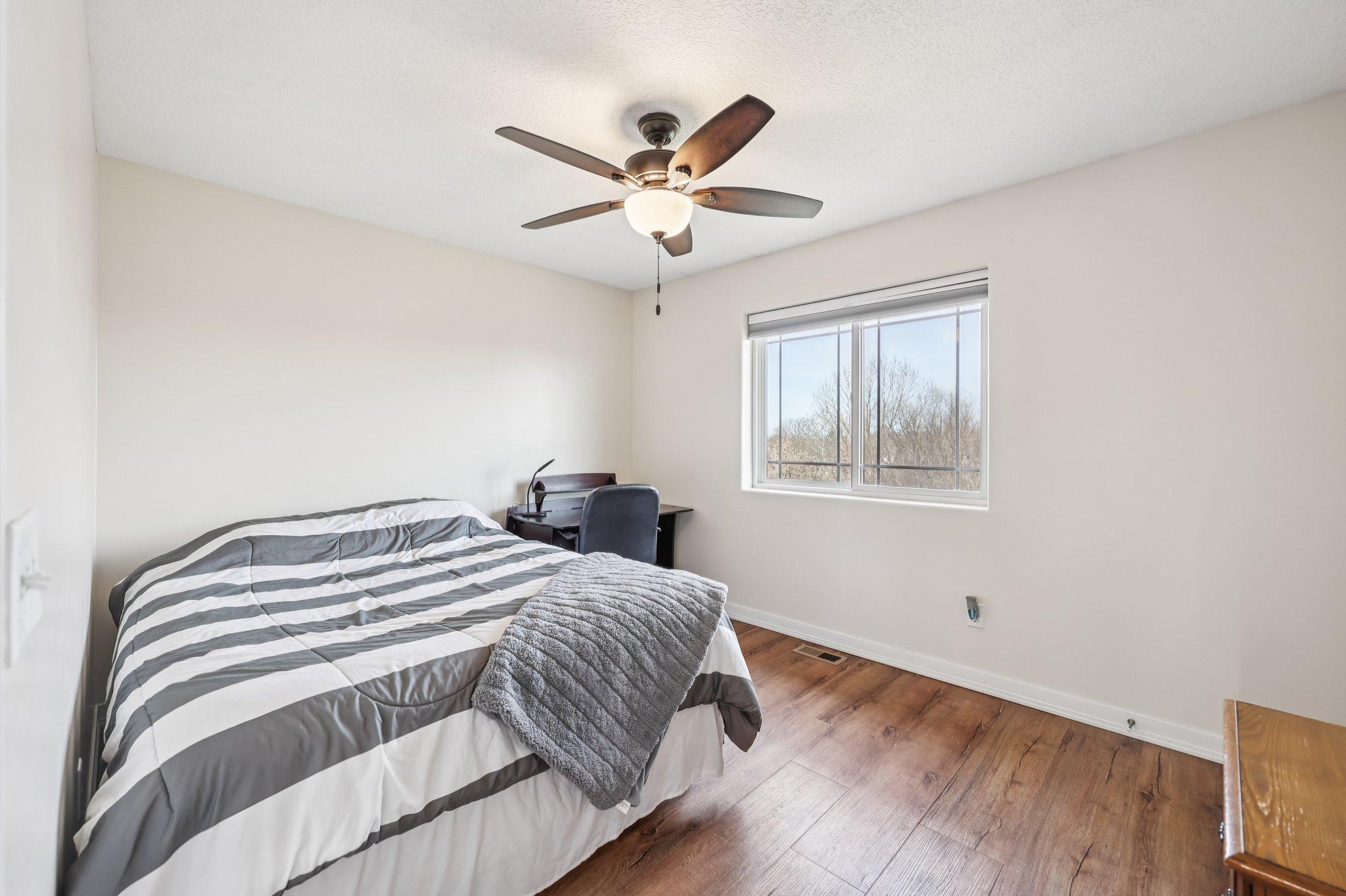 26-web-or-mls-Bluff Heights Dr-S3103-026.jpg