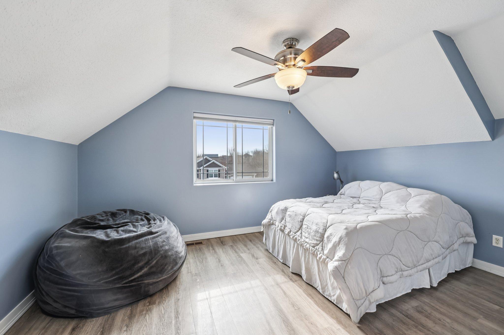 33-web-or-mls-Bluff Heights Dr-S3103-033.jpg