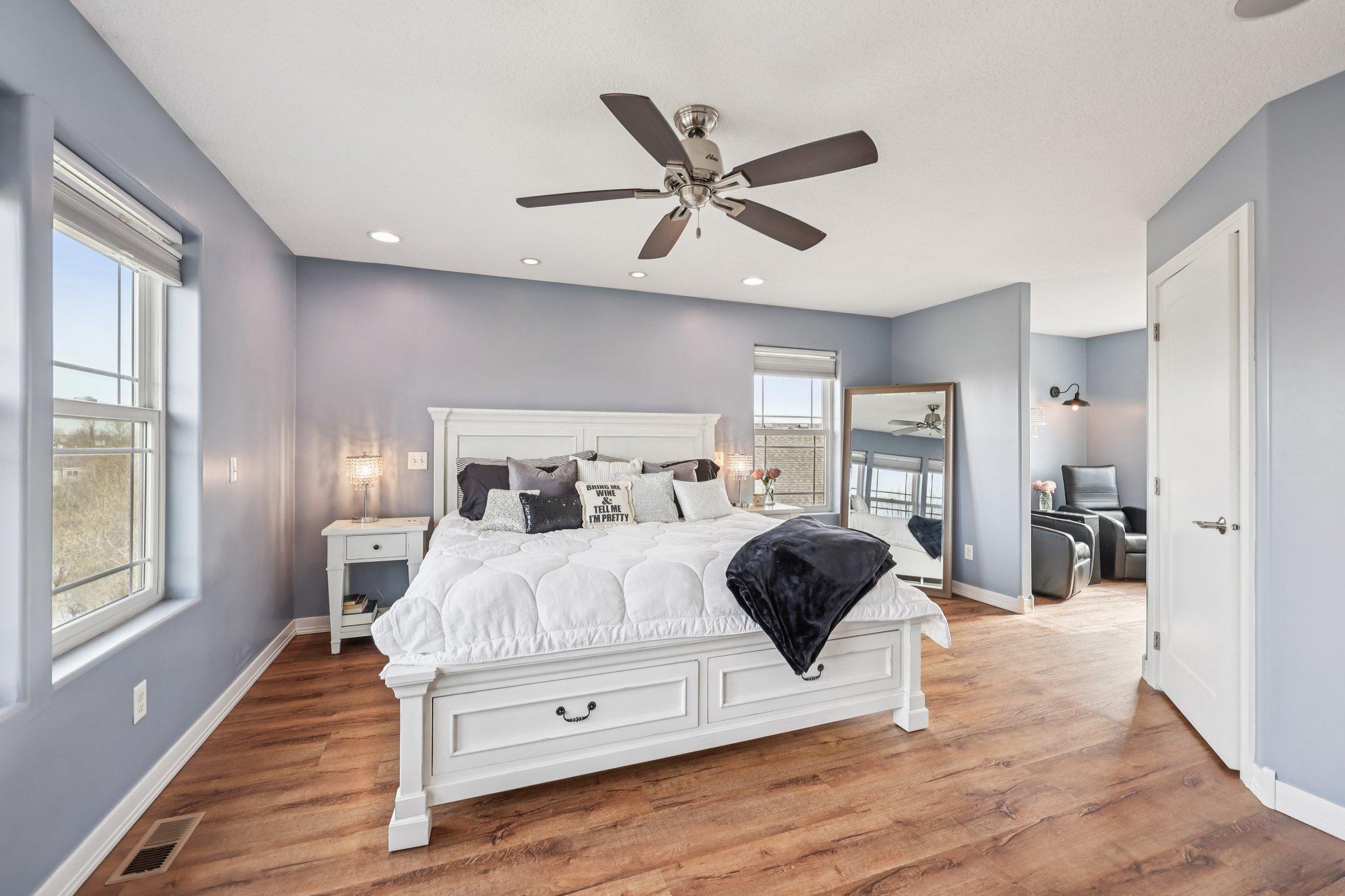 38-web-or-mls-Bluff Heights Dr-S3103-038.jpg