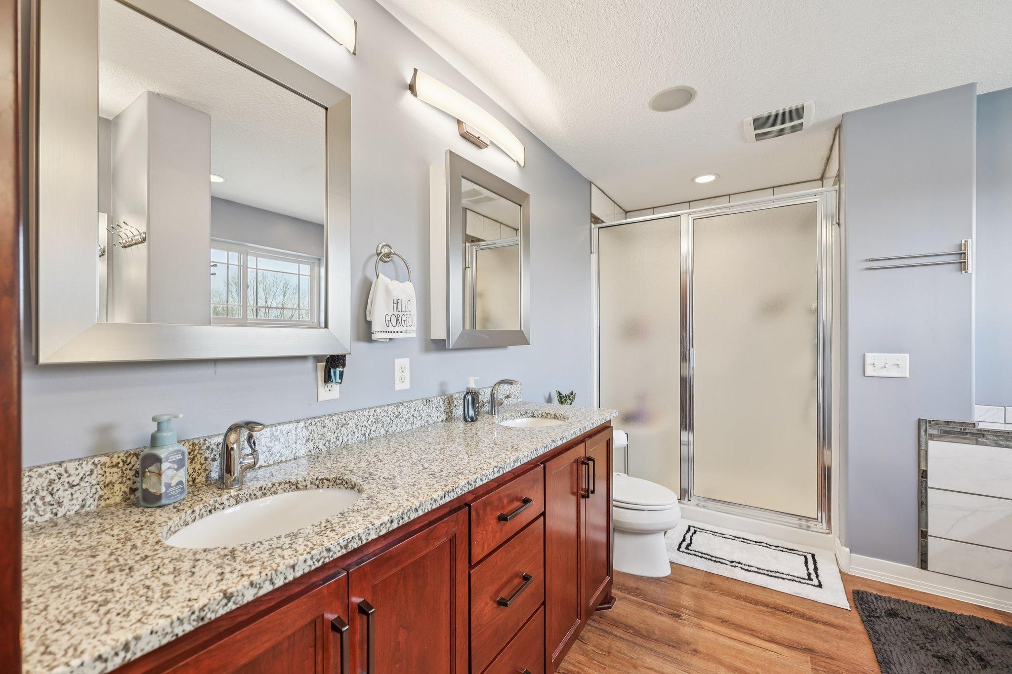 40-web-or-mls-Bluff Heights Dr-S3103-040.jpg