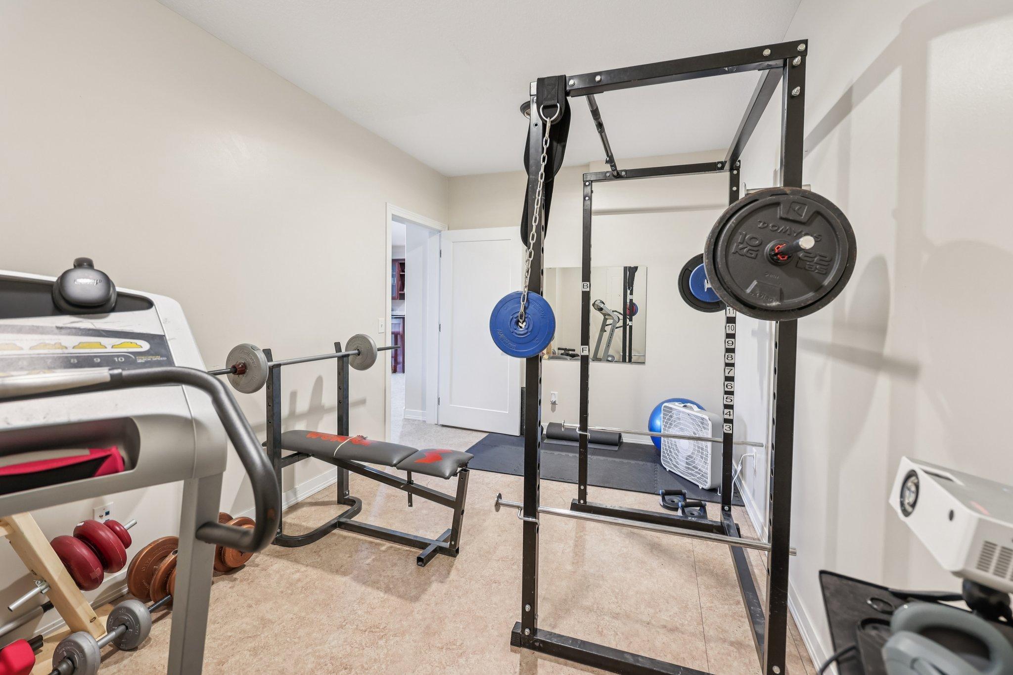 53-web-or-mls-Bluff Heights Dr-S3103-053.jpg