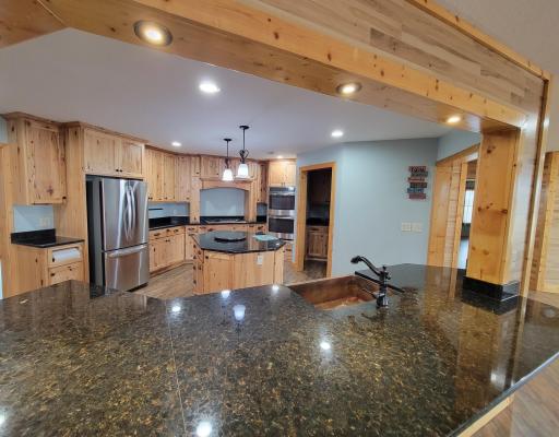 Stainless steel appliances and a copper sink!