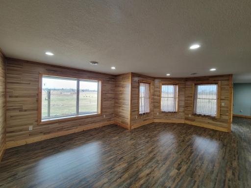 15274 85th Avenue NE, Foley, MN 56329