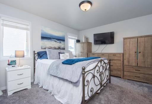 5534 8th Street W, West Fargo, ND 58078