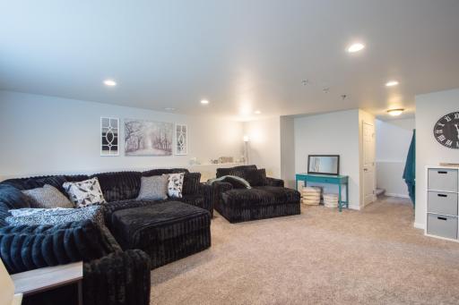 5534 8th Street W, West Fargo, ND 58078