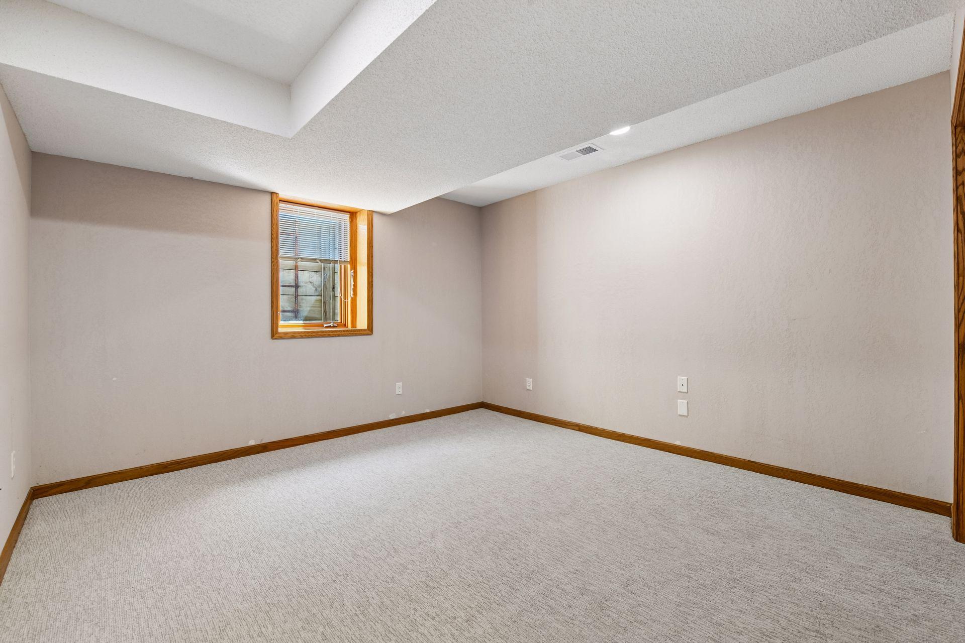 4th bedroom with newer carpet