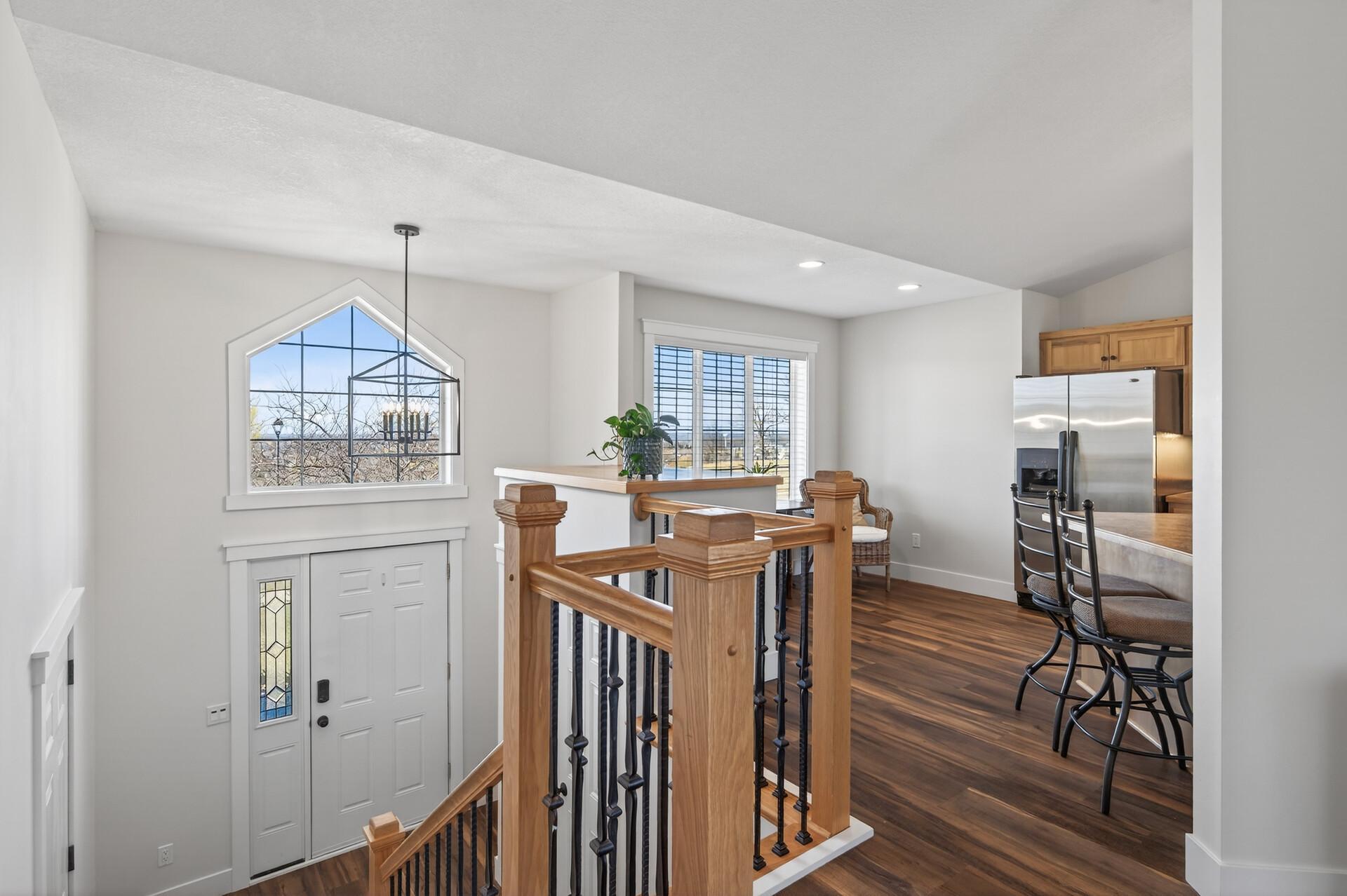 Vaulted foyer