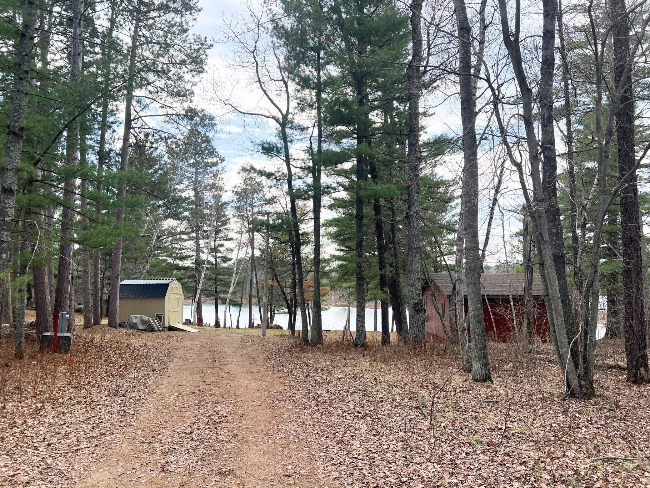 Private drive with great views!