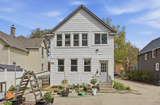 1342 3rd Avenue S, Fargo, ND 58103