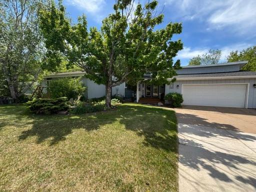333 5th Avenue NE, Chisholm, MN 55719