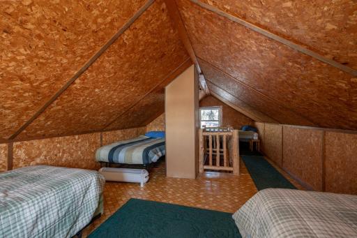 49616 Center Point Road, Bigfork, MN 56628