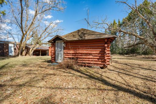 49616 Center Point Road, Bigfork, MN 56628