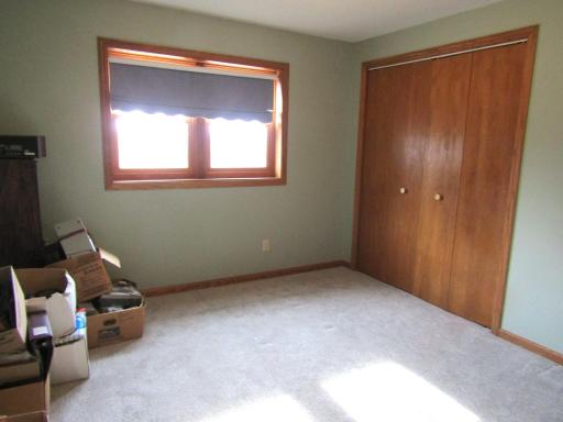 6049 Rolling Hills Drive SW, Montevideo, MN 56265