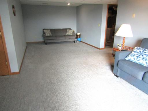 6049 Rolling Hills Drive SW, Montevideo, MN 56265