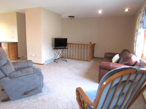 6049 Rolling Hills Drive SW, Montevideo, MN 56265