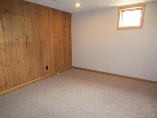 6049 Rolling Hills Drive SW, Montevideo, MN 56265