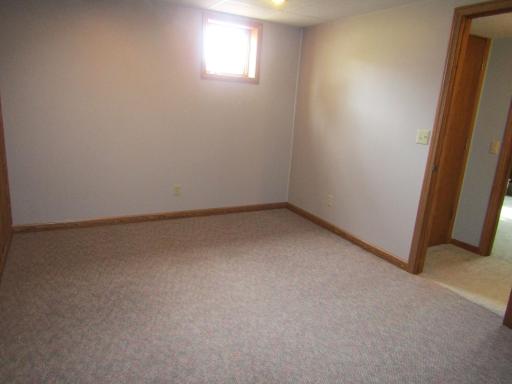 6049 Rolling Hills Drive SW, Montevideo, MN 56265