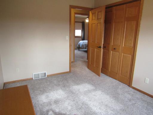 6049 Rolling Hills Drive SW, Montevideo, MN 56265