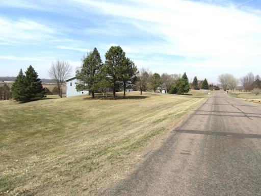 6049 Rolling Hills Drive SW, Montevideo, MN 56265