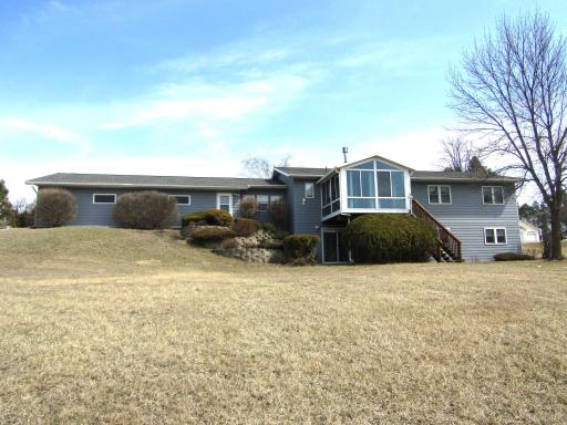 6049 Rolling Hills Drive SW, Montevideo, MN 56265