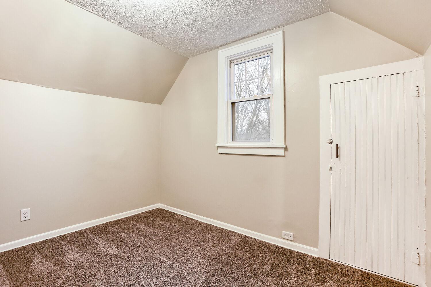 3407 Oliver Avenue N - Web Quality - 016 - 02 Bedroom.jpg