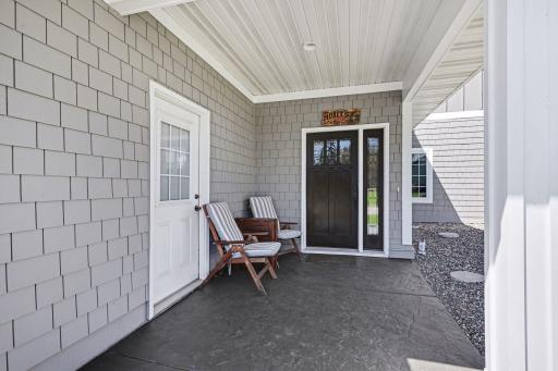 100 Peninsula Road, Minneapolis, MN 55441