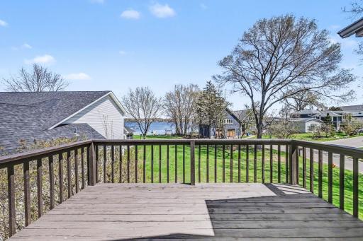 100 Peninsula Road, Minneapolis, MN 55441