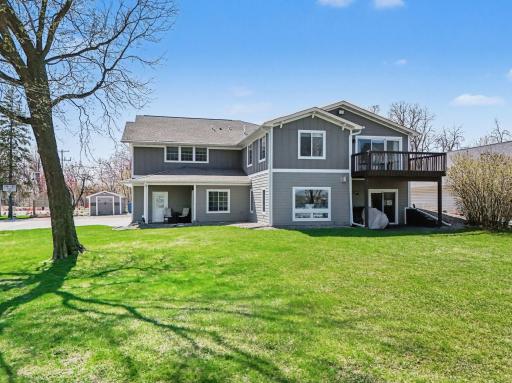 100 Peninsula Road, Minneapolis, MN 55441
