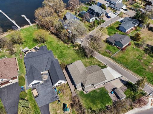100 Peninsula Road, Minneapolis, MN 55441
