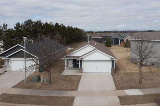 Beautifully maintained patio home with attractive curb appeal in the desirable Brainerd Oaks community.