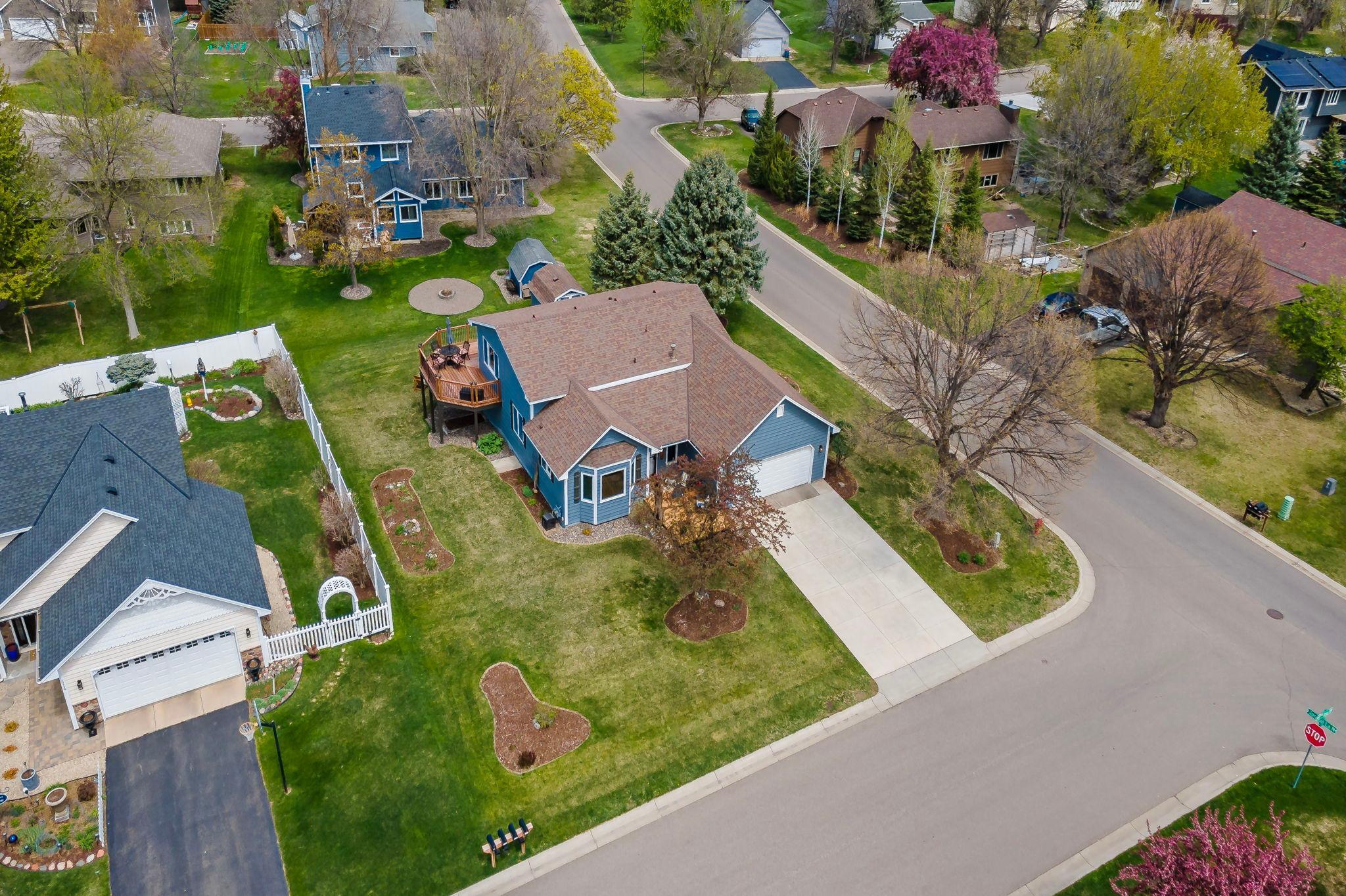 Neighboring homes also take good care of their properties