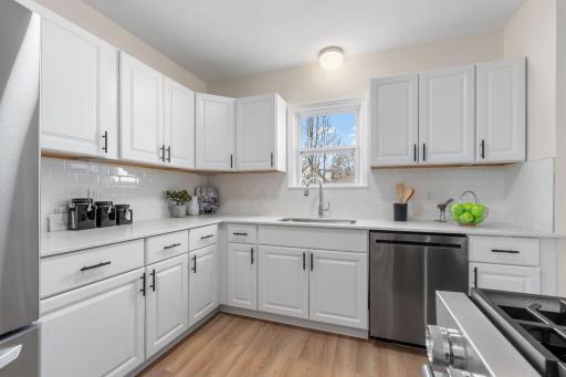 1671 Edmund Avenue, Saint Paul, MN 55104