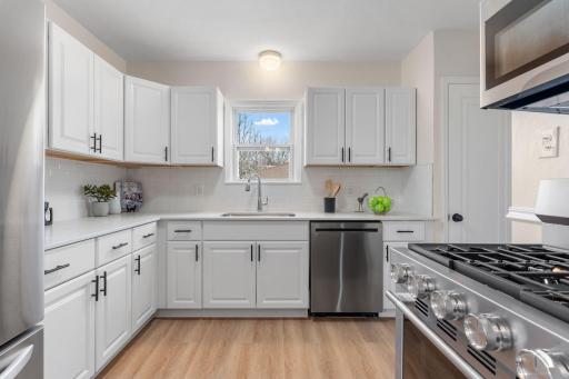 1671 Edmund Avenue, Saint Paul, MN 55104