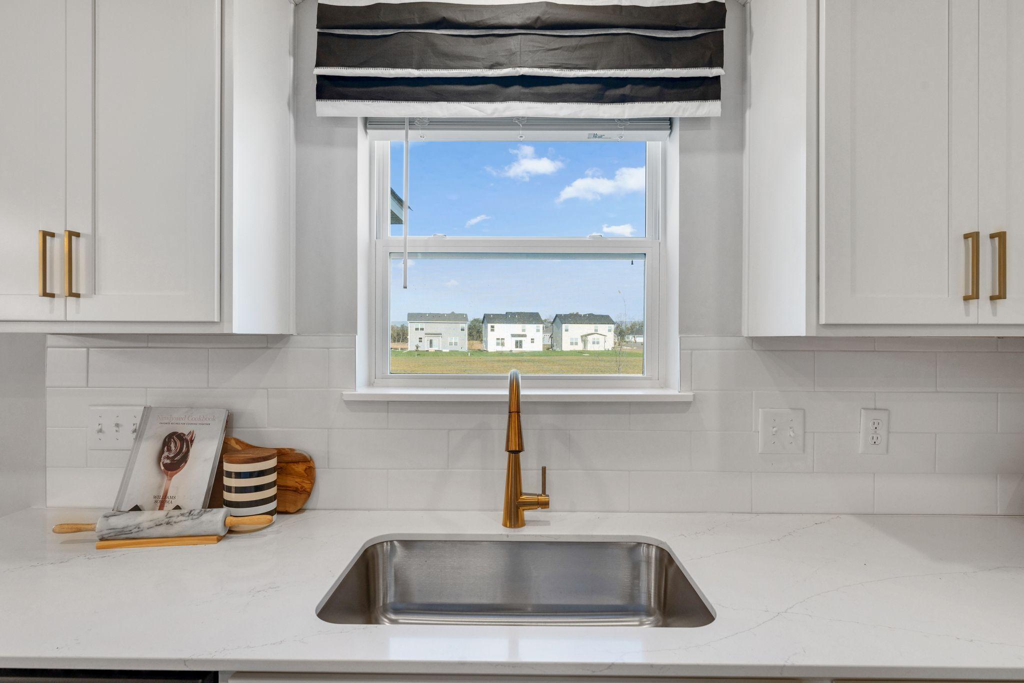 Kingston - window above sink!