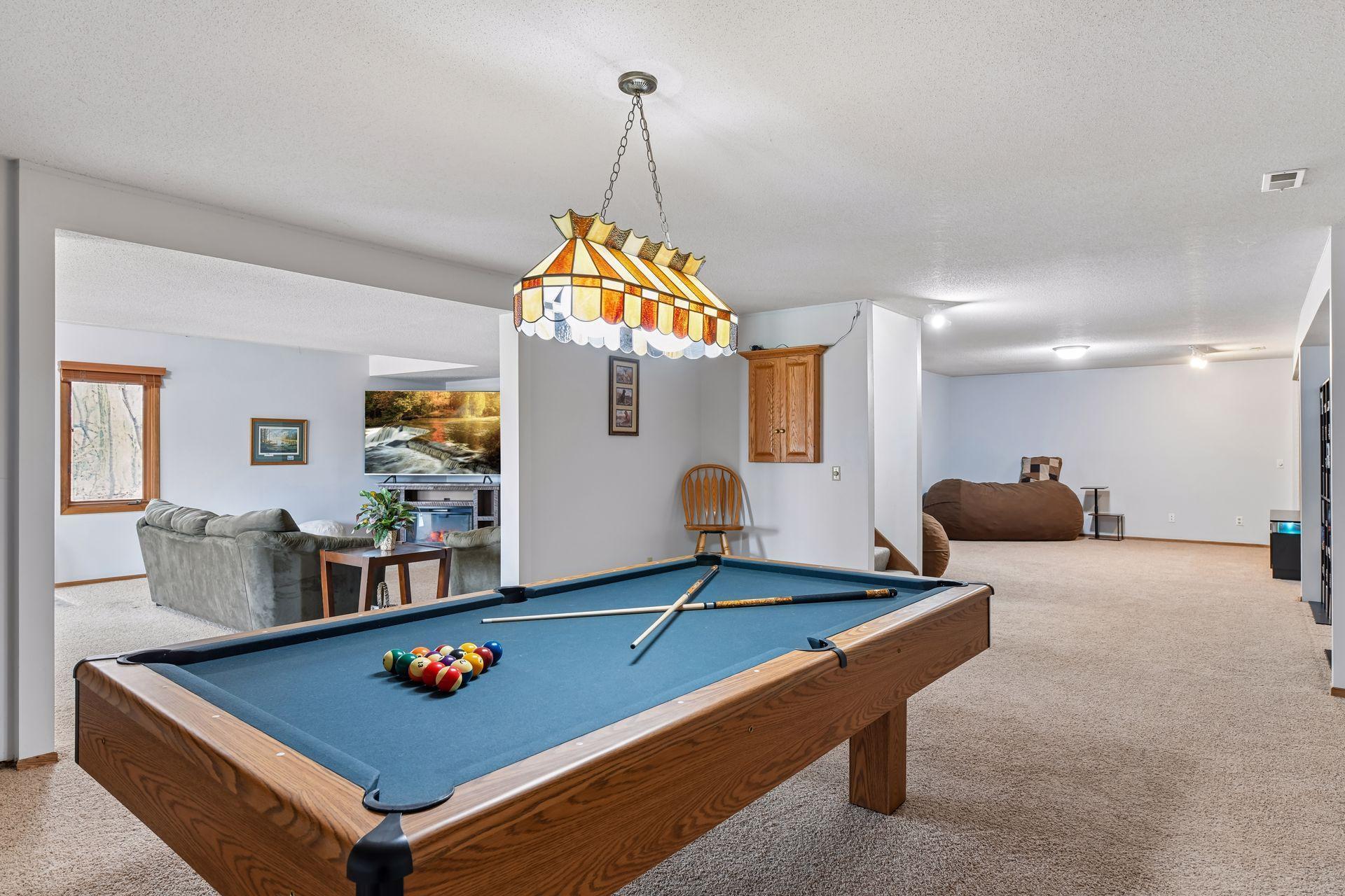 Amusement Room - bonus: pool table stays with the home!