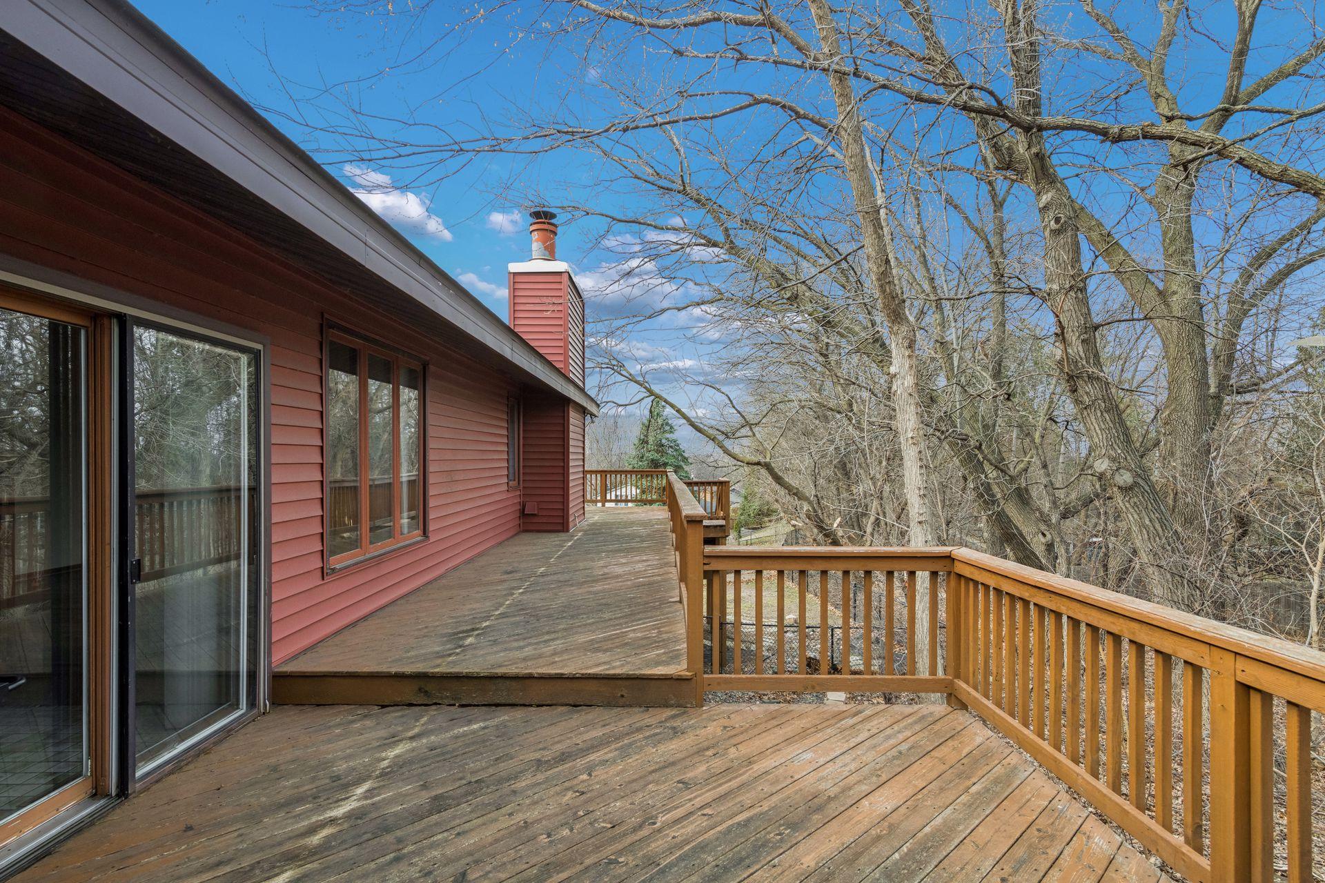 Spacious wrap-around deck!