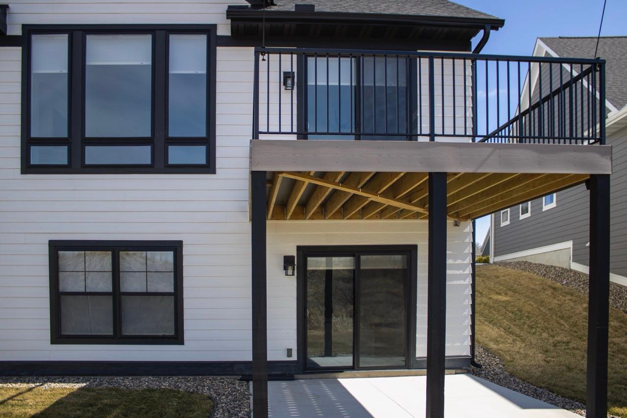 6621 Harvest Trl, Chaska, MN 55318